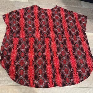 PEACE LOVE & CAKE WOMENS MEDIUM RED SNAKE SKIN SHORT SLEEVE BLOUSE